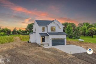 15659 Reid Road, Armada, MI 48005