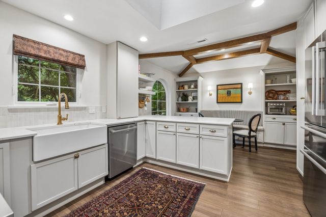 16801 Rustic Meadows Drive, Dallas, TX 75248
