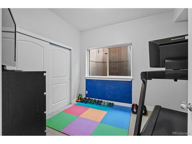 3031 Trenton St, Denver, CO 80238