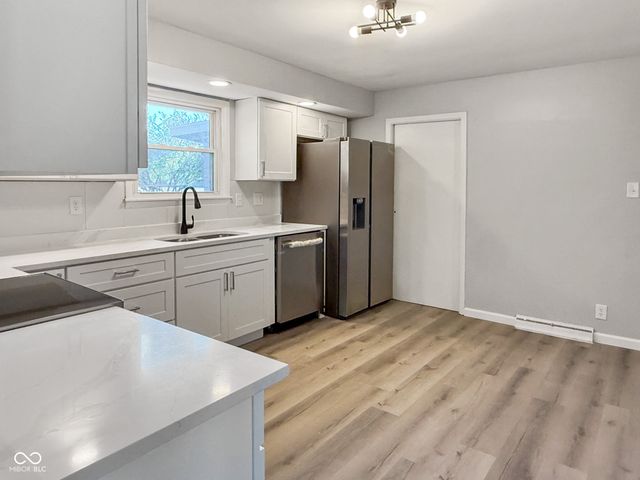 1208 Elizabeth Lane, Terre Haute, IN 47802