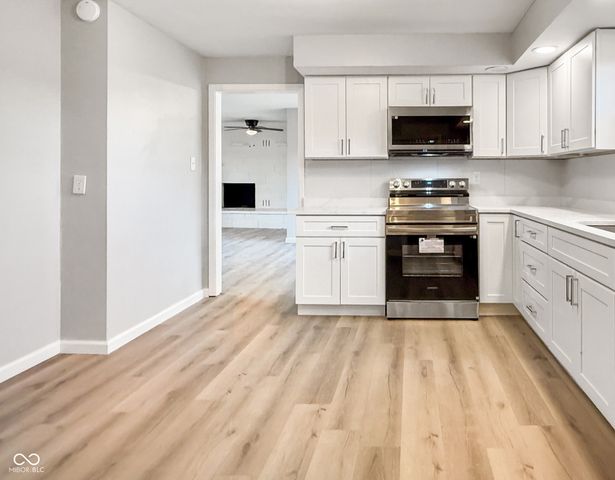 1208 Elizabeth Lane, Terre Haute, IN 47802