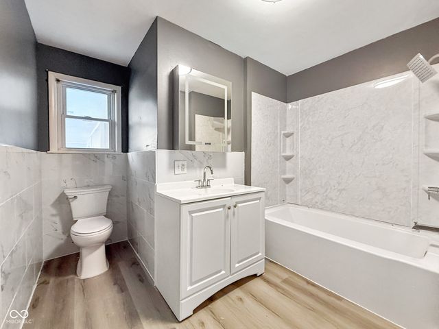 1208 Elizabeth Lane, Terre Haute, IN 47802