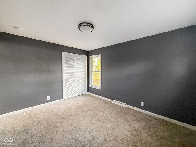 1208 Elizabeth Lane, Terre Haute, IN 47802