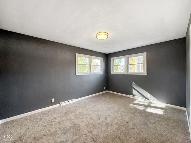 1208 Elizabeth Lane, Terre Haute, IN 47802