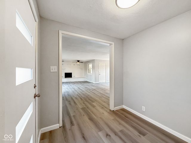 1208 Elizabeth Lane, Terre Haute, IN 47802