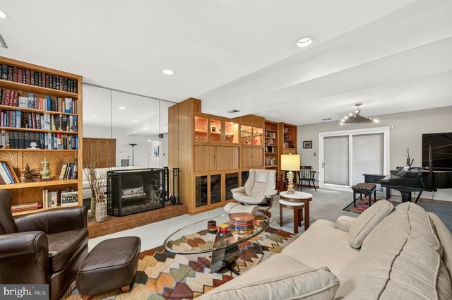 7124 THRASHER ROAD, Mclean, VA 22101