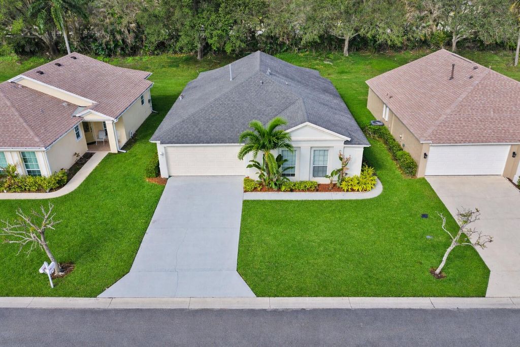 220 SW Lake Forest Way, Port St. Lucie, Port St Lucie, FL 34986