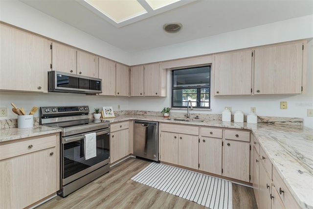 3203 PRAIRIE DUNES CIRCLE E, Lakeland, FL 33810