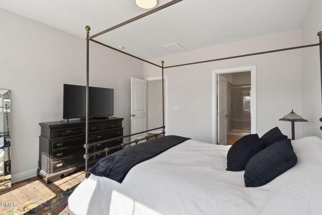 218 Silverhawk Lane, Durham, NC 27703