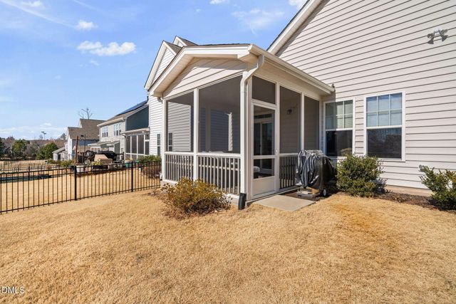 218 Silverhawk Lane, Durham, NC 27703