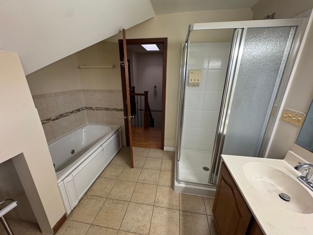 21 S Glenwood Street, Palatine, IL 60067