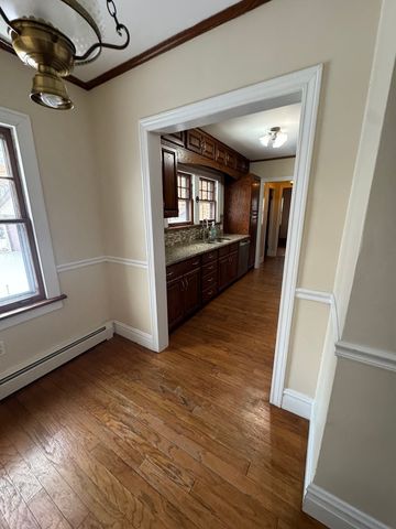 21 S Glenwood Street, Palatine, IL 60067