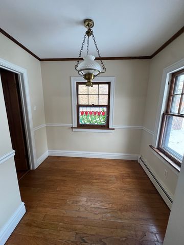 21 S Glenwood Street, Palatine, IL 60067