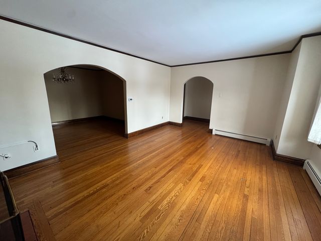 21 S Glenwood Street, Palatine, IL 60067