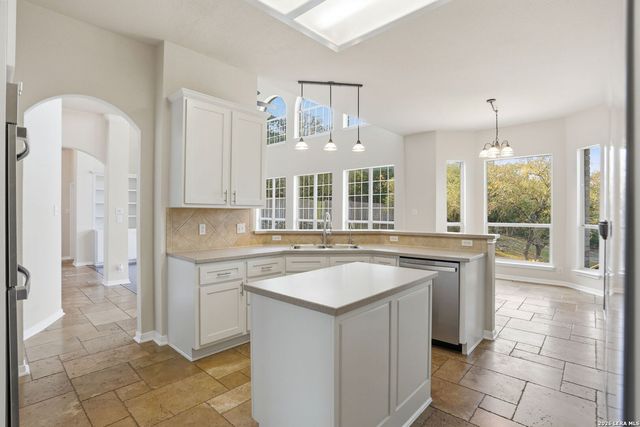 933 Great Tree, San Antonio, TX 78260