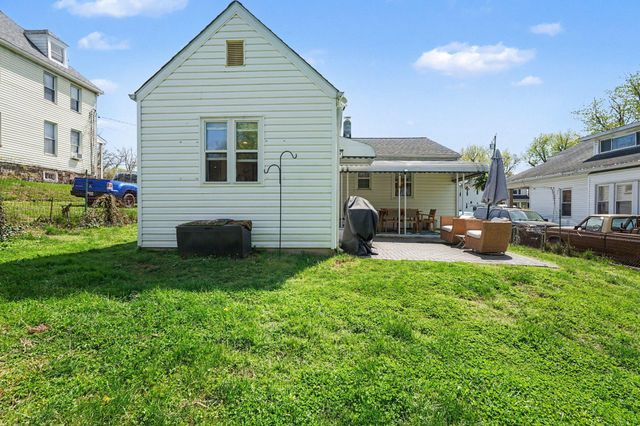 4502 LINDEN AVE, Baltimore, MD 21227