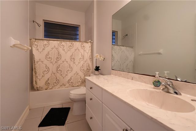 4445 20th ST NE, Naples, FL 34120