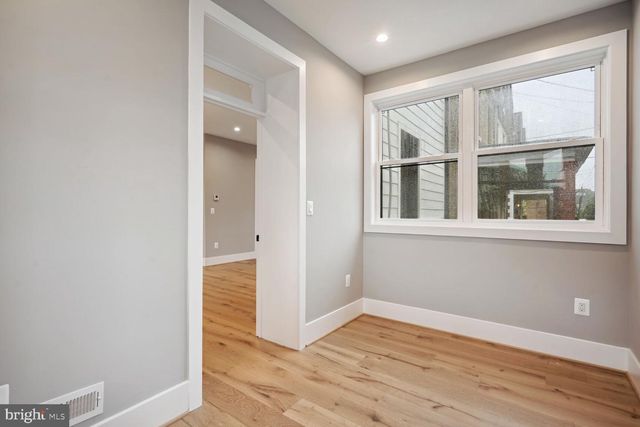 3901 NEW HAMPSHIRE AVE NW, Washington, DC 20011