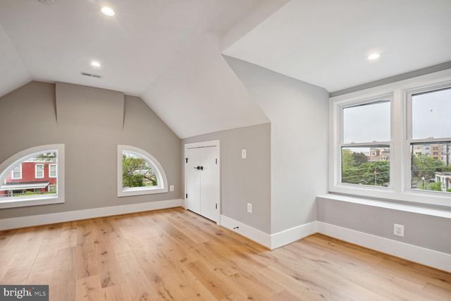 3901 NEW HAMPSHIRE AVE NW, Washington, DC 20011