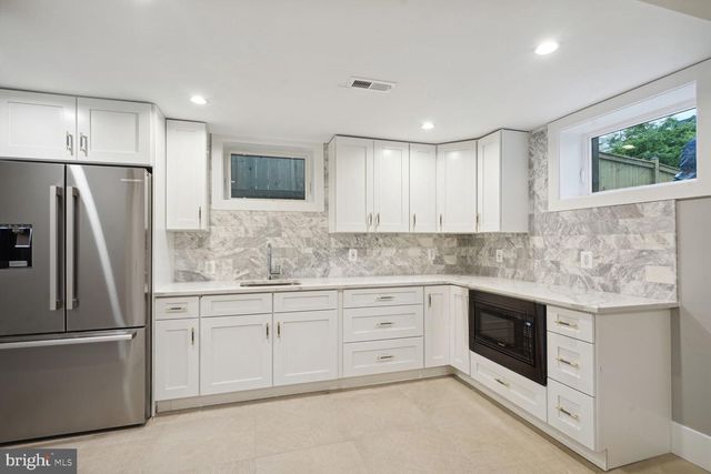3901 NEW HAMPSHIRE AVE NW, Washington, DC 20011