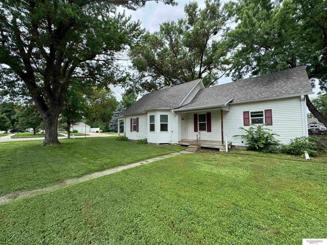 1406 N Main Street, Fremont, NE 68025