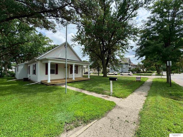 1406 N Main Street, Fremont, NE 68025