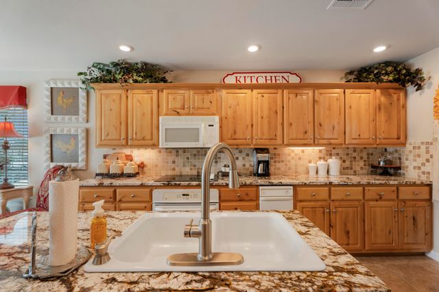 32068 Vintage Way, Afton, OK 74331