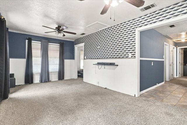 2640 Pioneer Street, Fort Worth, TX 76119