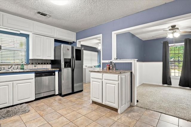 2640 Pioneer Street, Fort Worth, TX 76119