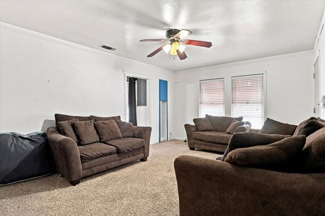 2640 Pioneer Street, Fort Worth, TX 76119