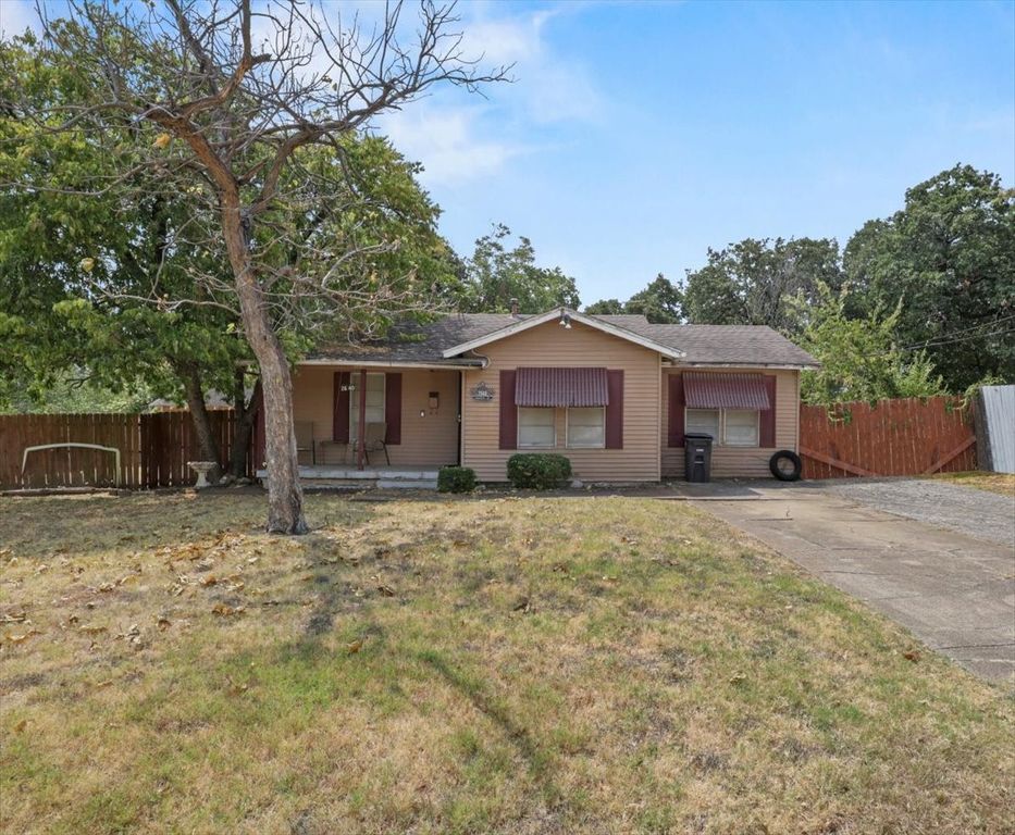 2640 Pioneer Street, Fort Worth, TX 76119