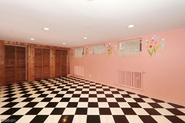 10 Red Maple Ln, Kenilworth Boro, NJ 07033