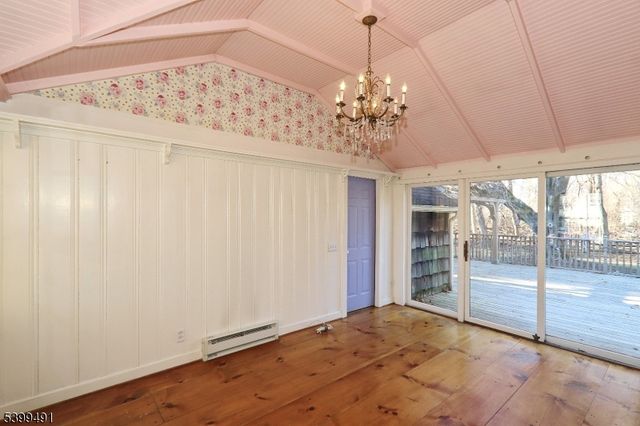 10 Red Maple Ln, Kenilworth Boro, NJ 07033