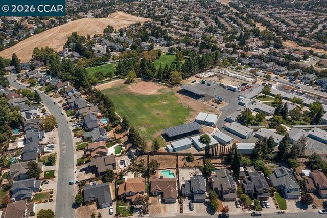 4125 Rockford Dr, Antioch, CA 94509