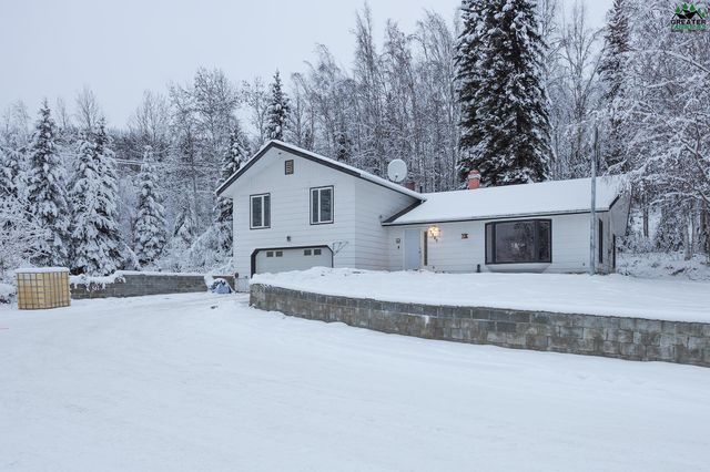 1382 SHUROS DRIVE, Fairbanks, AK 99709