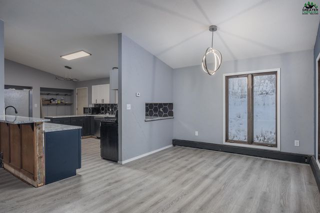 1382 SHUROS DRIVE, Fairbanks, AK 99709