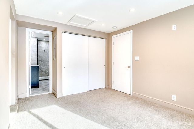 25 Davidson Mill Road, South Brunswick, NJ 08852