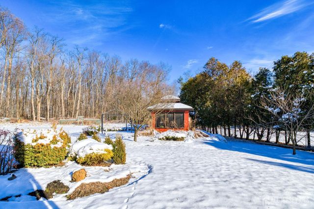 25 Davidson Mill Road, South Brunswick, NJ 08852