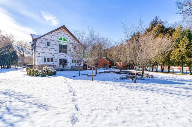 25 Davidson Mill Road, South Brunswick, NJ 08852