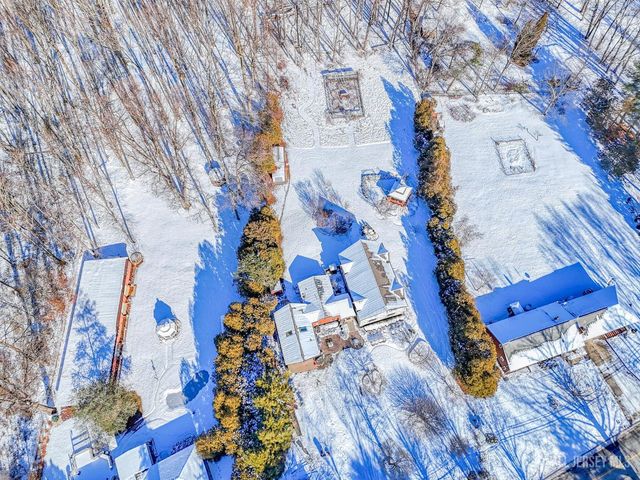 25 Davidson Mill Road, South Brunswick, NJ 08852