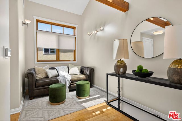 2411 4th Street 2, Santa Monica, CA 90405