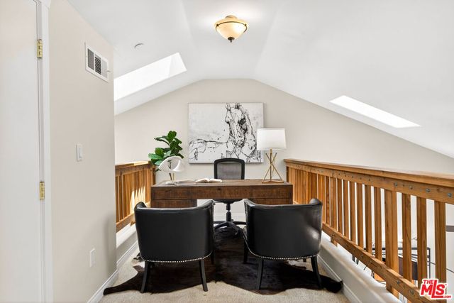 2411 4th Street 2, Santa Monica, CA 90405