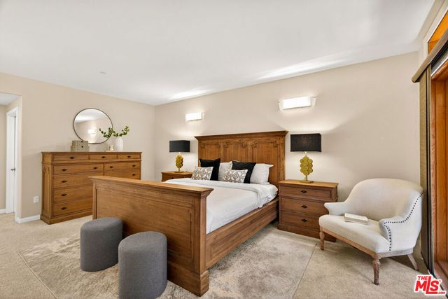 2411 4th Street 2, Santa Monica, CA 90405