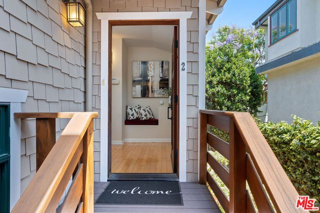 2411 4th Street 2, Santa Monica, CA 90405