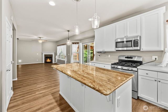 15802 123rd Avenue E, Puyallup, WA 98374