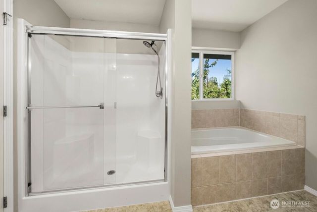 15802 123rd Avenue E, Puyallup, WA 98374