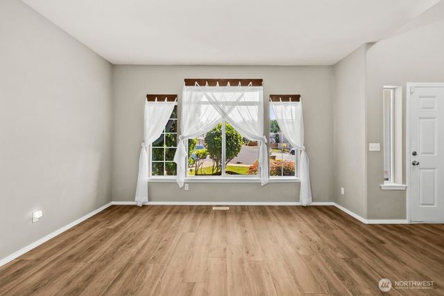 15802 123rd Avenue E, Puyallup, WA 98374