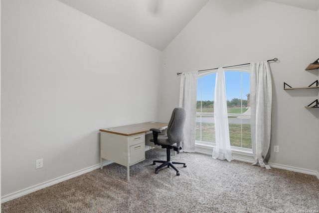 129 N 1ST ST, Floresville, TX 78114