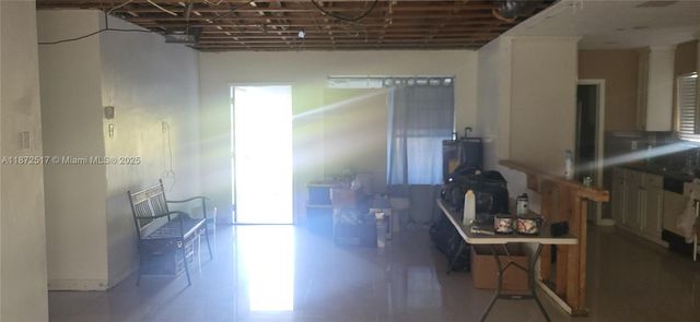 731 SW 3rd Ave, Hallandale Beach, FL 33009