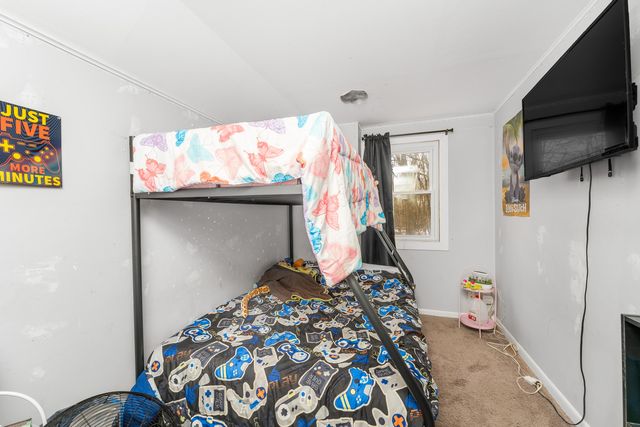 4240 Oakland Drive, Kalamazoo, MI 49008